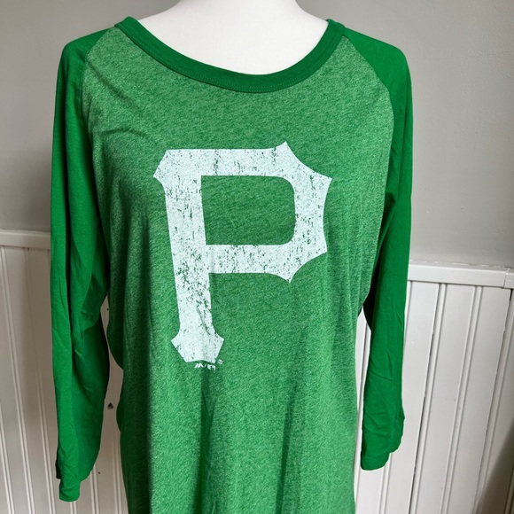 MLB Pirates Baseball Tee - Picture 3 of 5